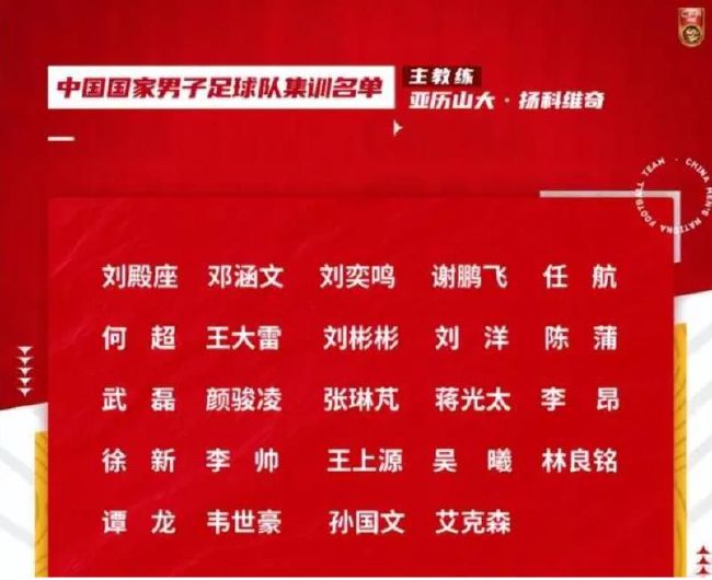 其中，萧常乾难掩兴奋的问：妈，有什么好办法？萧老太太认真道：就是楼上客房住着的萧董，萧益谦。